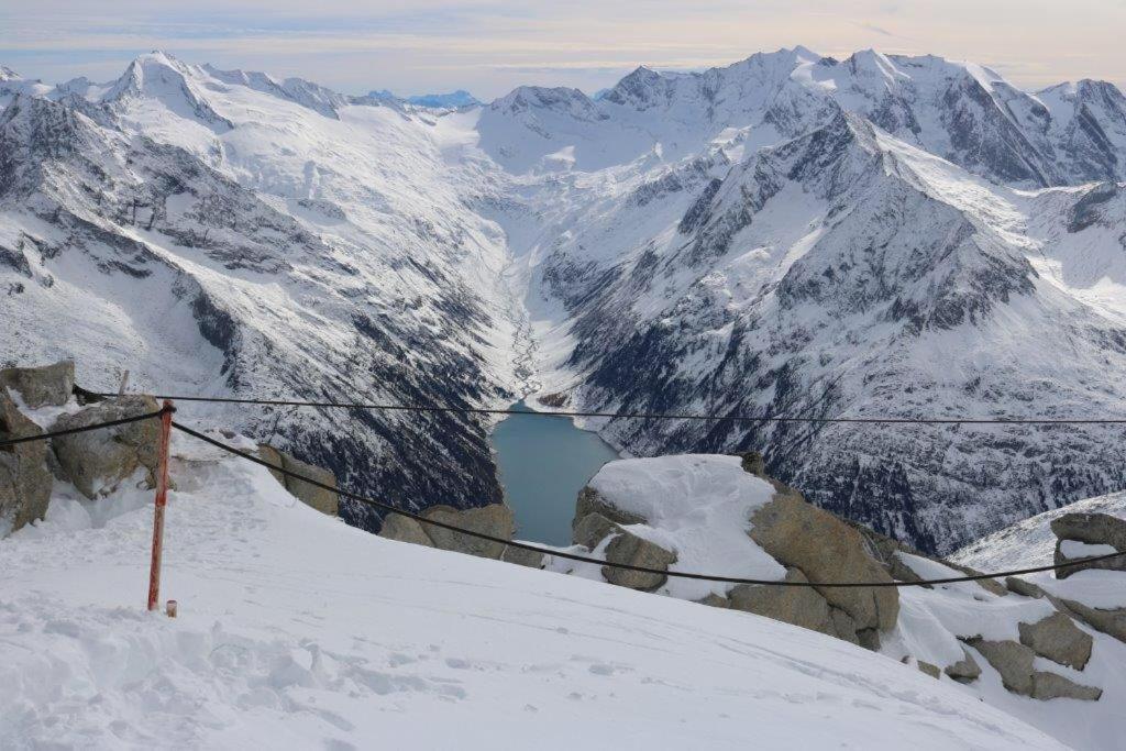 Landhaus Katharina Bis 12 Personen Mit Saunachalet Und Blick Auf Die Bergwelt Des Zillertals Хиппах Экстерьер фото